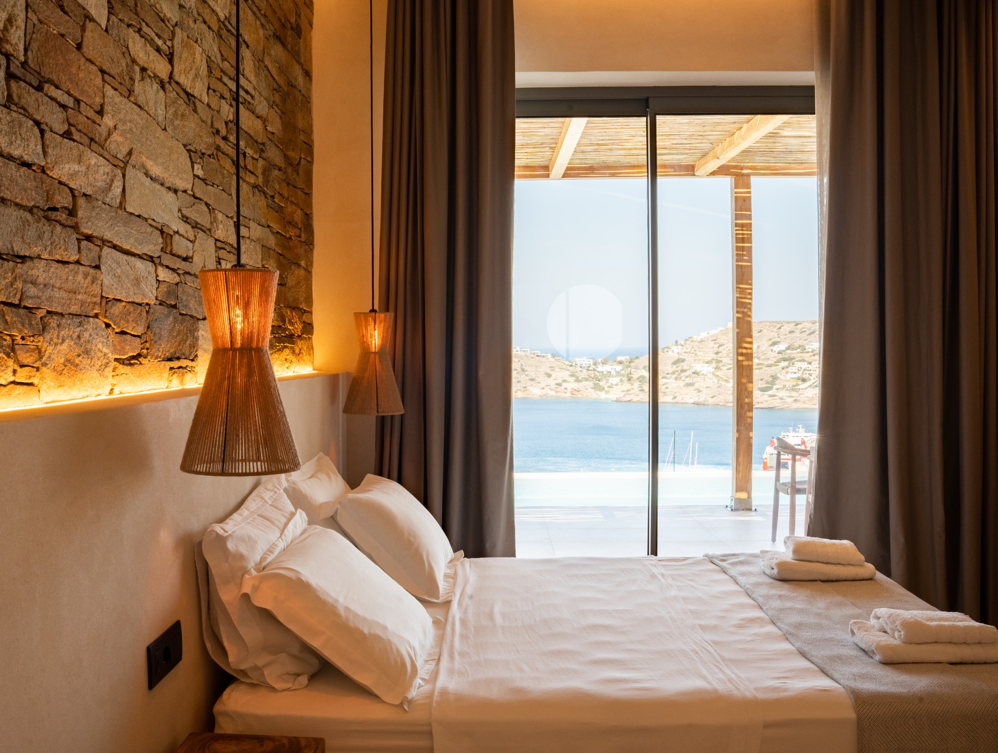 Bedroom with Aegean view